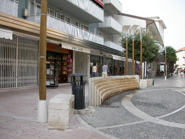 Lignano Sabbiadoro: vie del centro.