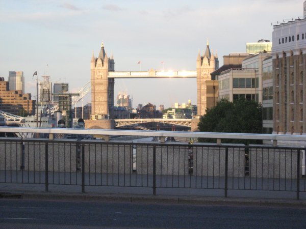 Londra: vista del Tower Bridge.