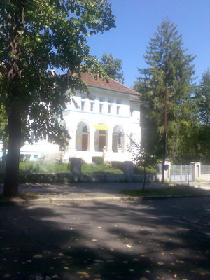 Pitesti, Palazzo dei Bambini (inviata da Marilena)