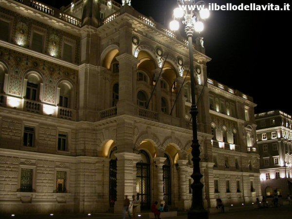 Il palazzo della Regione in Piazza Unità (Trieste).