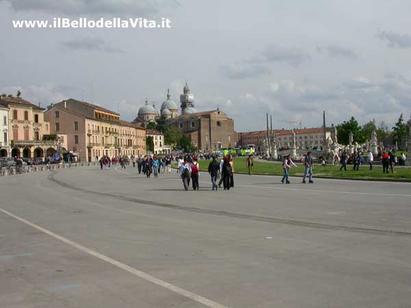 Piazza delle Erbe a Padova.